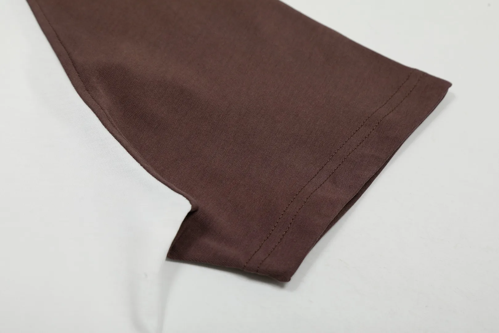 vivienne west wood The Queen Mother of the West Vivienne Saturn Raglan Color Block Short Sleeve VIVI 156# new fabrics have been washed twice at high temperature machine + water. It is the only one in the entire network that achieves 0 shrinkage. The Solona thread is arranged. The threaded neckline does not deform. It is tight and dense. Welcome to compare. The full range of correct accessories. Every detail is completely restored and can be stretched directly.